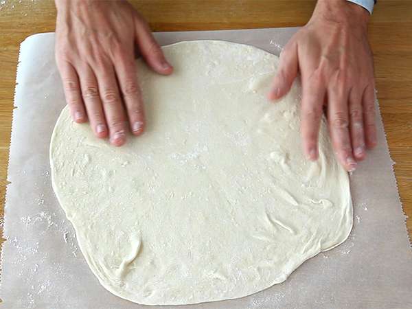 Chausson с раклет, савойска калцона - Подготовка стъпка 1