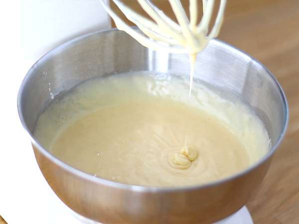 Вкусно влажна торта с кондензирано мляко - Подготовка стъпка 2