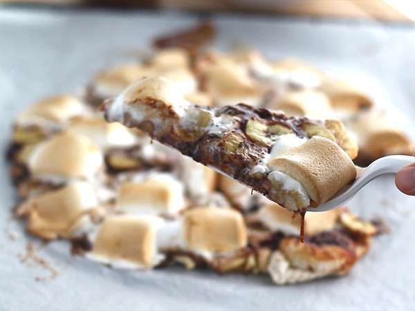 Сладка пица с банан и шоколад - Подготовка стъпка 5