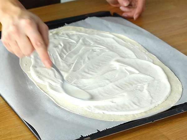 Flammekueche, елзаска тарта с фламбе - Подготовка стъпка 2