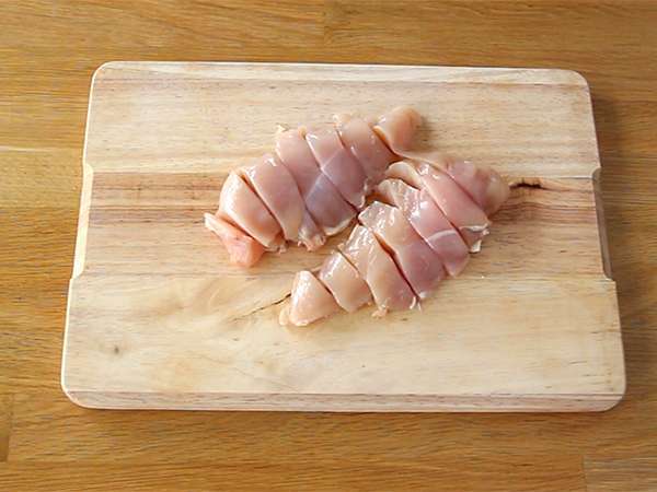 Хрупкави пилешки бутчета в стил KFC - Подготовка стъпка 1