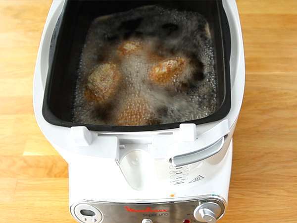 Scotch eggs - панирани яйца по шотландски - Подготовка стъпка 4