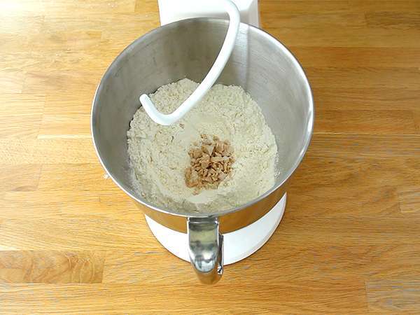 Домашно приготвени кифлички за бургери - Подготовка стъпка 1