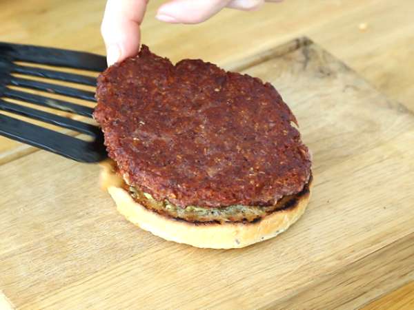 Вегетариански бургер с червен боб - Подготовка стъпка 7