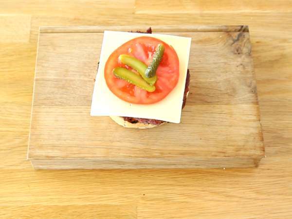 Вегетариански бургер с червен боб - Подготовка стъпка 8