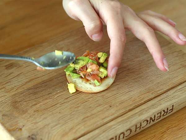 Тост със сьомга и авокадо - Подготовка стъпка 3