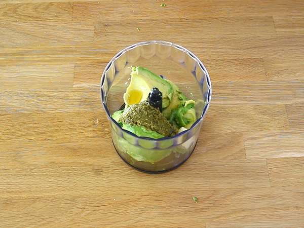 Спагети карбонара с авокадо - Подготовка стъпка 2