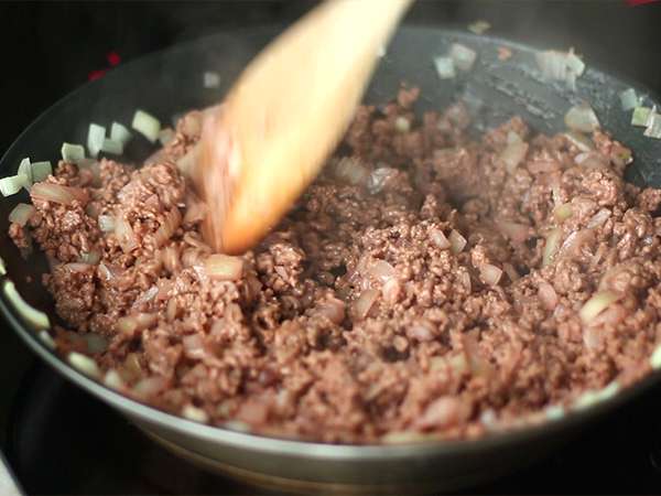 Пай с хамбургери, чийзбургер за споделяне! - Подготовка стъпка 2