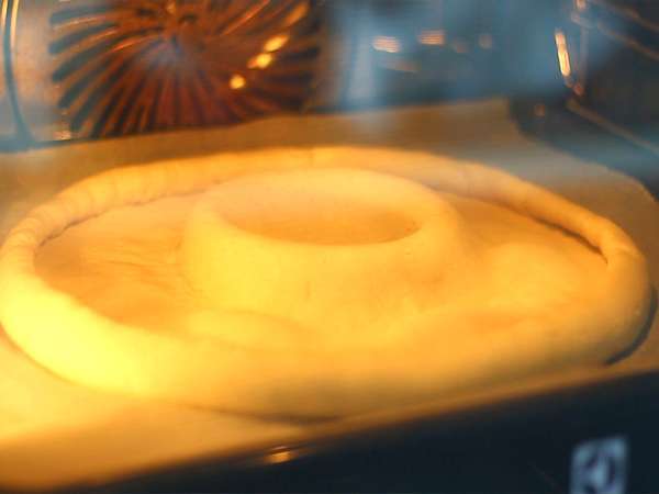 Пица с Kit Kat и кисело мляко Шоколад Danette - Подготовка стъпка 3