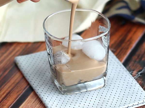 Baileys, ирландският ликьор от уиски - Подготовка стъпка 4