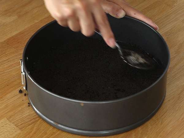 Брауни с фъстъчено масло и бисквити Oreo - Подготовка стъпка 2