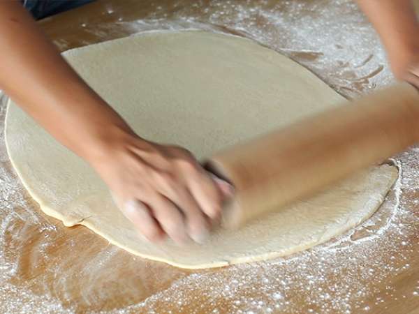 Кроасани с кондензирано мляко - Подготовка стъпка 3