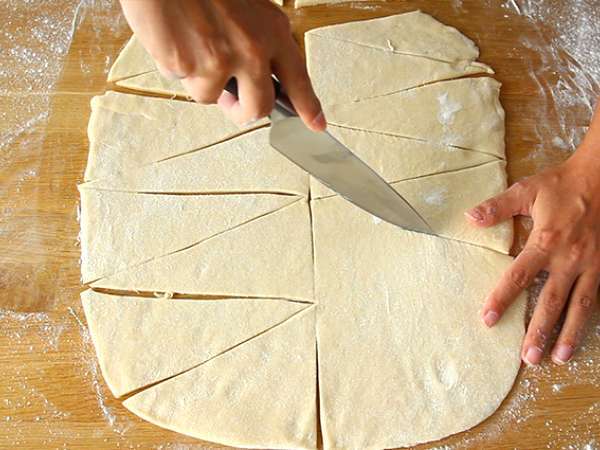 Кроасани с кондензирано мляко - Подготовка стъпка 4