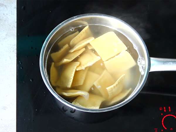 Равиоли с рикота, рецепта стъпка по стъпка - Подготовка стъпка 8