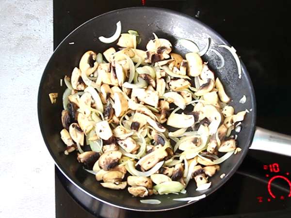 Бърз и лесен говежди Строганов - Подготовка стъпка 3