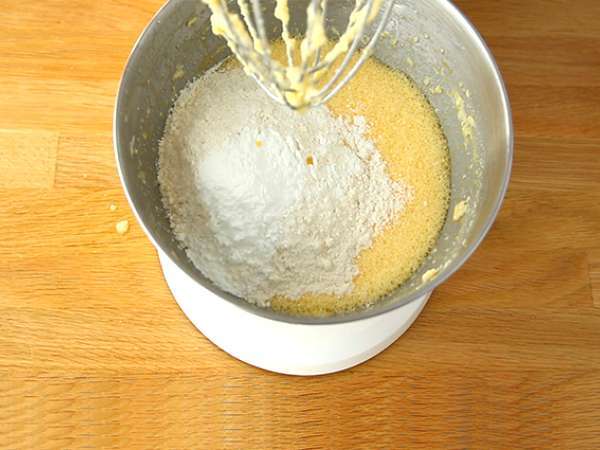 Лесна торта с обърнат ананас - Подготовка стъпка 4