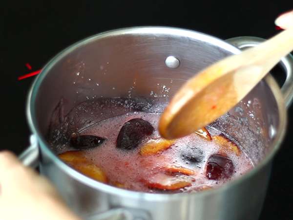 Домашно приготвено сладко от сливи - Подготовка стъпка 2