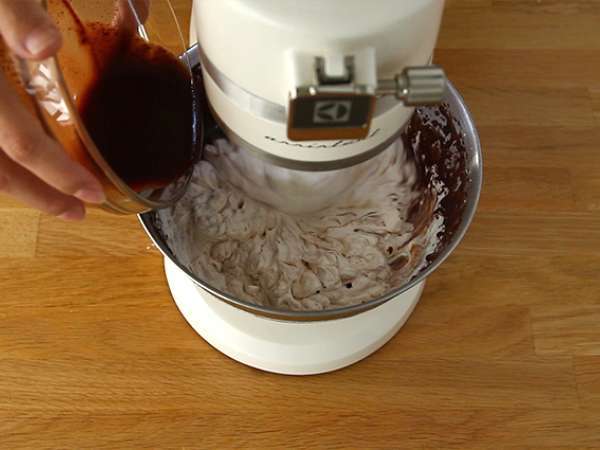 Студено капучино, вкусен десерт с кафе - Подготовка стъпка 2