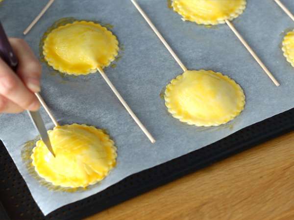 Мини кралски торти с шоколадови стърготини - Подготовка стъпка 6