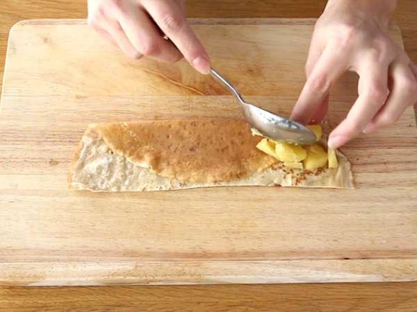 Палачинкови самодиви с карамелизирани ябълки - Подготовка стъпка 6