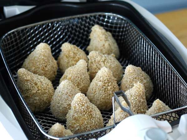 Coxinhas (бразилски пилешки крокети) - Подготовка стъпка 9