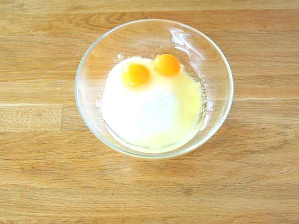 Двойно ароматизирана торта с шоколад и ванилия с шоколадов център - Подготовка стъпка 3