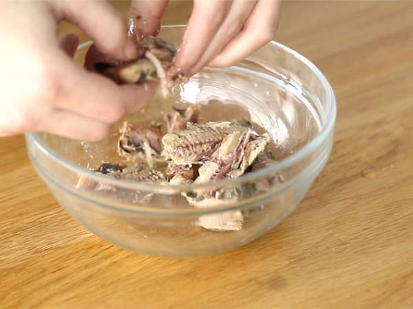 Бързи и лесни рилети от сардини - Подготовка стъпка 1