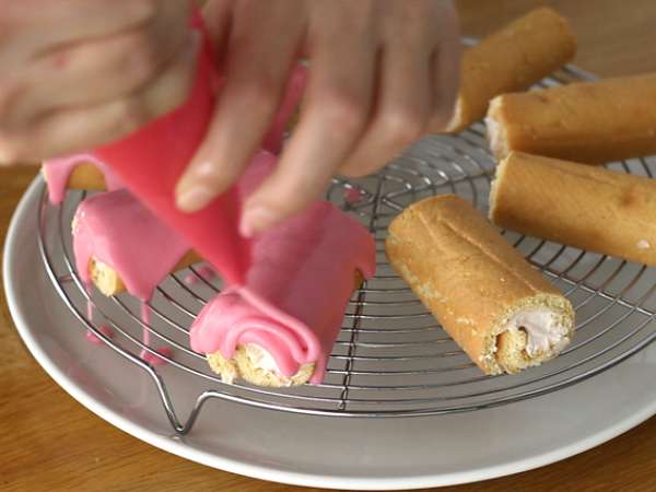 Ягодови мини ролца, Pink Panthers - Подготовка стъпка 11