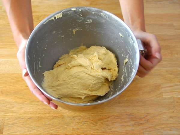 Китайски бриош с пълнеж от крем и шоколадови стърготини - Подготовка стъпка 2