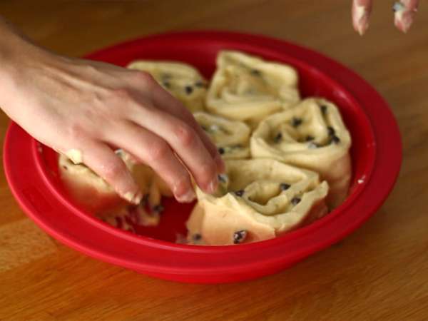 Китайски бриош с пълнеж от крем и шоколадови стърготини - Подготовка стъпка 9