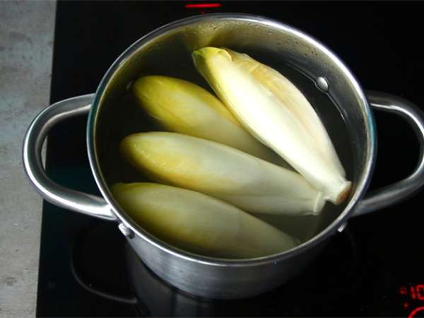 Хам ендивия au gratin - Подготовка стъпка 1