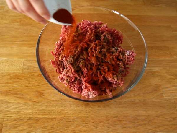 Тажин от кефта (кюфтета от мляно месо с подправки и билки) - Подготовка стъпка 2