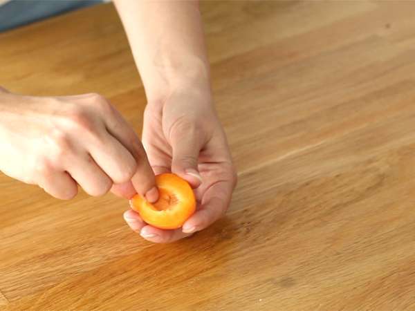 Кайсии и кокосов гратен - Подготовка стъпка 1