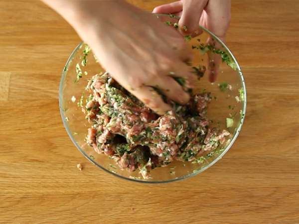 Бързи и лесни пълнени домати - Подготовка стъпка 3