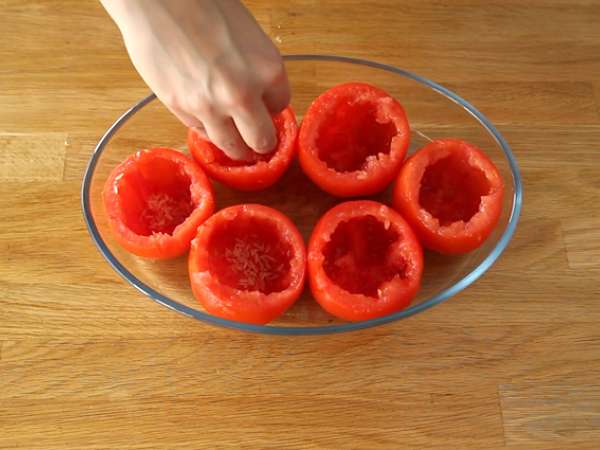 Бързи и лесни пълнени домати - Подготовка стъпка 4