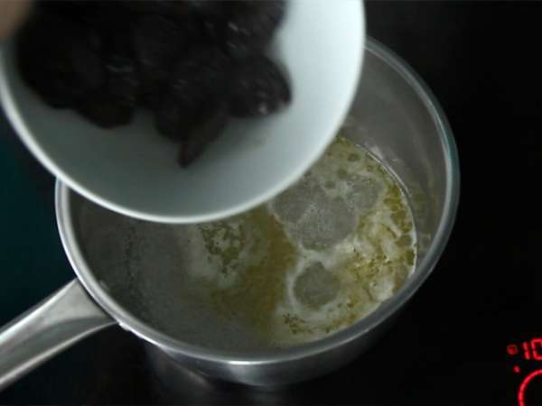 Агнешки тажин със сушени сини сливи (стъпки и видео) - Подготовка стъпка 4