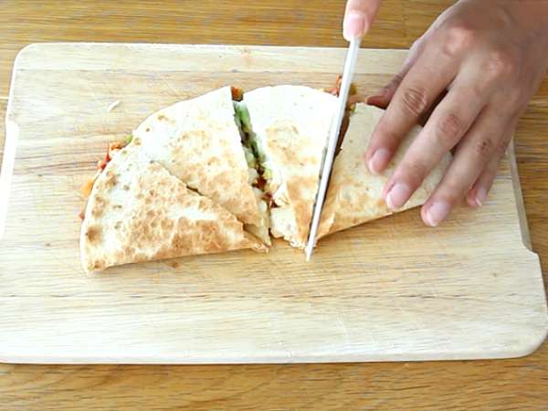 Кесадили с пилешко и авокадо - Подготовка стъпка 6