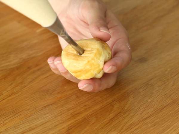 Рецепта за Сен Оноре, обяснена стъпка по стъпка във видеоклип - Подготовка стъпка 13