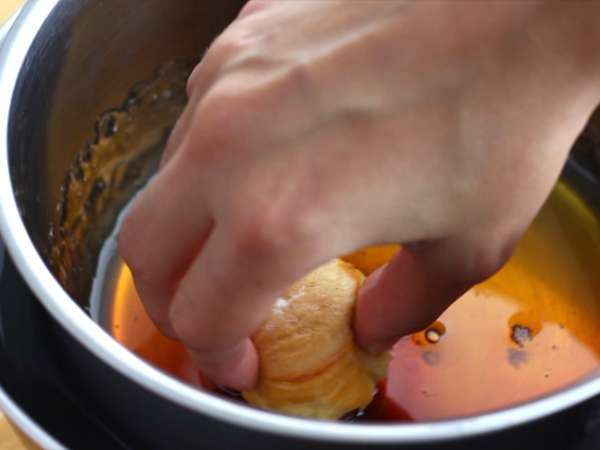 Рецепта за Сен Оноре, обяснена стъпка по стъпка във видеоклип - Подготовка стъпка 15