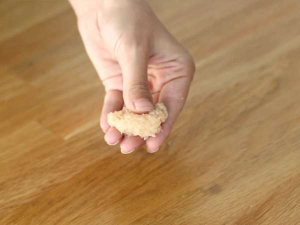 Домашно приготвени пилешки хапки - Подготовка стъпка 2