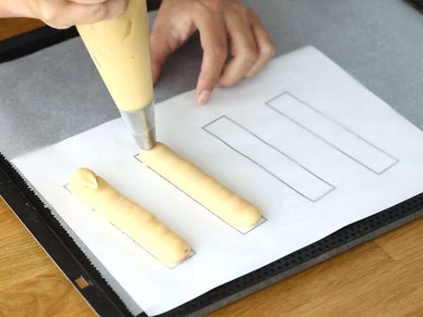 Еклери с крем от шамфъстък и малини - Подготовка стъпка 9