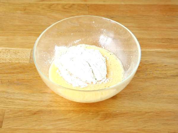 Брауни с бял шоколад и червени плодове (Blondie) - Подготовка стъпка 1