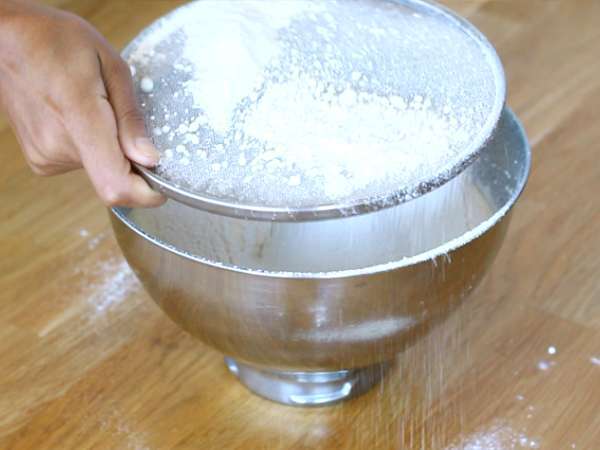 Бразилска кокосова торта - Bolo toalha felpuda - Подготовка стъпка 3