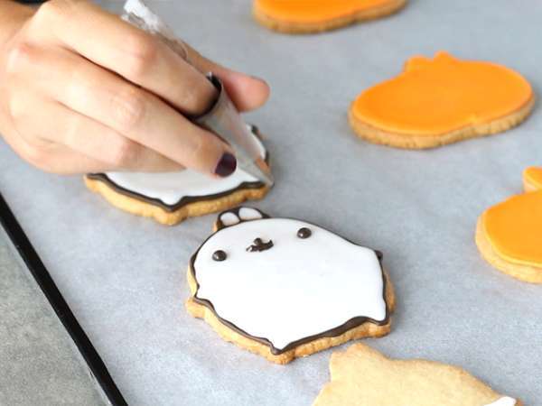 Хляб за Хелоуин Molang - Подготовка стъпка 9