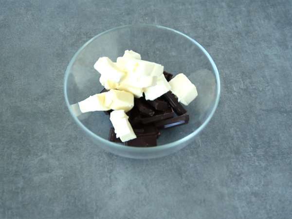 Фондант от шоколад и солен карамел - Подготовка стъпка 2