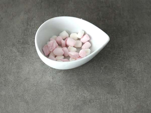 Шоколадови бонбони с маршмелоу и лешници - Подготовка стъпка 2