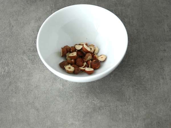 Шоколадови бонбони с маршмелоу и лешници - Подготовка стъпка 3