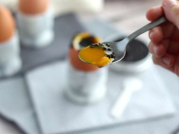 Меко сварени яйца с хайвер - Подготовка стъпка 3