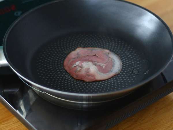 Бургер в италиански стил: сос песто, сушени домати, моцарела - Подготовка стъпка 3