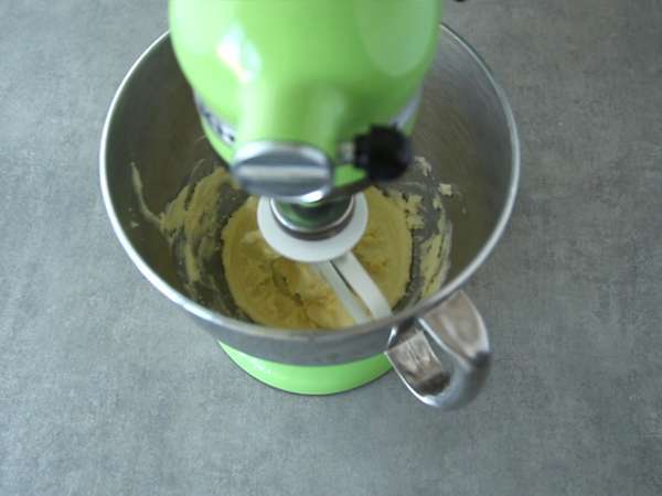 Alfajores - аржентински сладкиши с млечен конфитюр и кокос - Подготовка стъпка 2